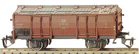 Hinged covered car Kmm 57<br /><a href='images/pictures/Tillig/14710.jpg' target='_blank'>Full size image</a>